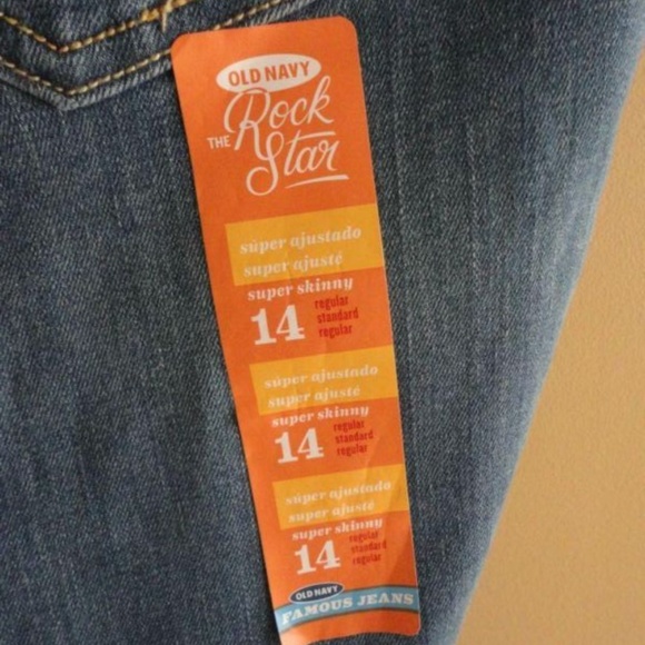 Old Navy Rockstar Super Skinny Distressed Denim - Picture 3 of 7